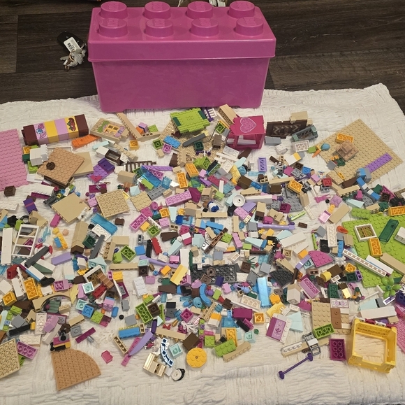 15lb MEGA LEGO LOT included Lego Friends Lego Disney And Lego Junior - Picture 12 of 12